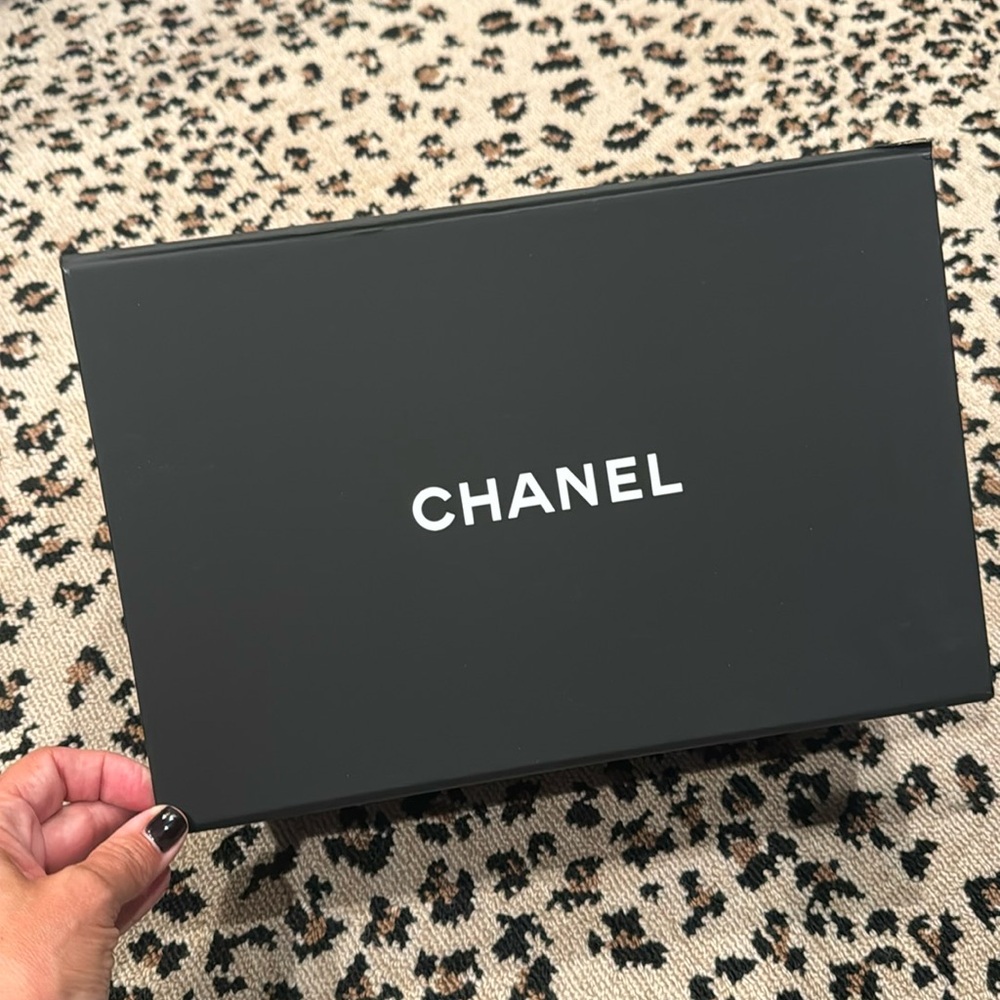 Chanel medium Magnetic Gift Box